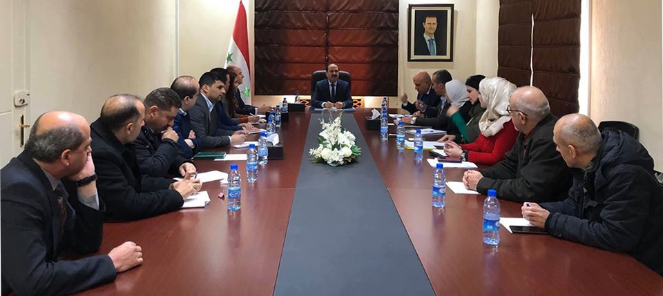 الوزير حمود يترأس اجتماعاً لمناقشة المشروع الوطني للإصلاح الإداري في وزارة النقل